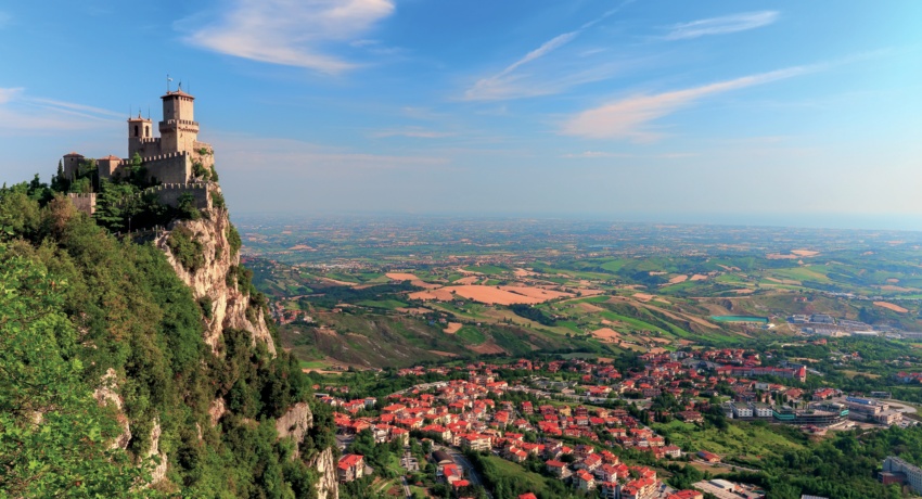 San Marino Blick von Burg - Schnupperreise Hotel El Cid Campeador